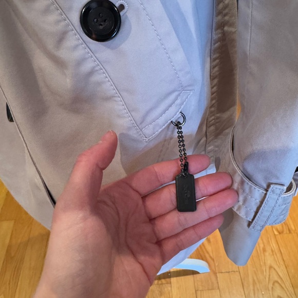 Coach original solid trench coat in the colour “bone” (beige/pink mix) - Picture 4 of 16